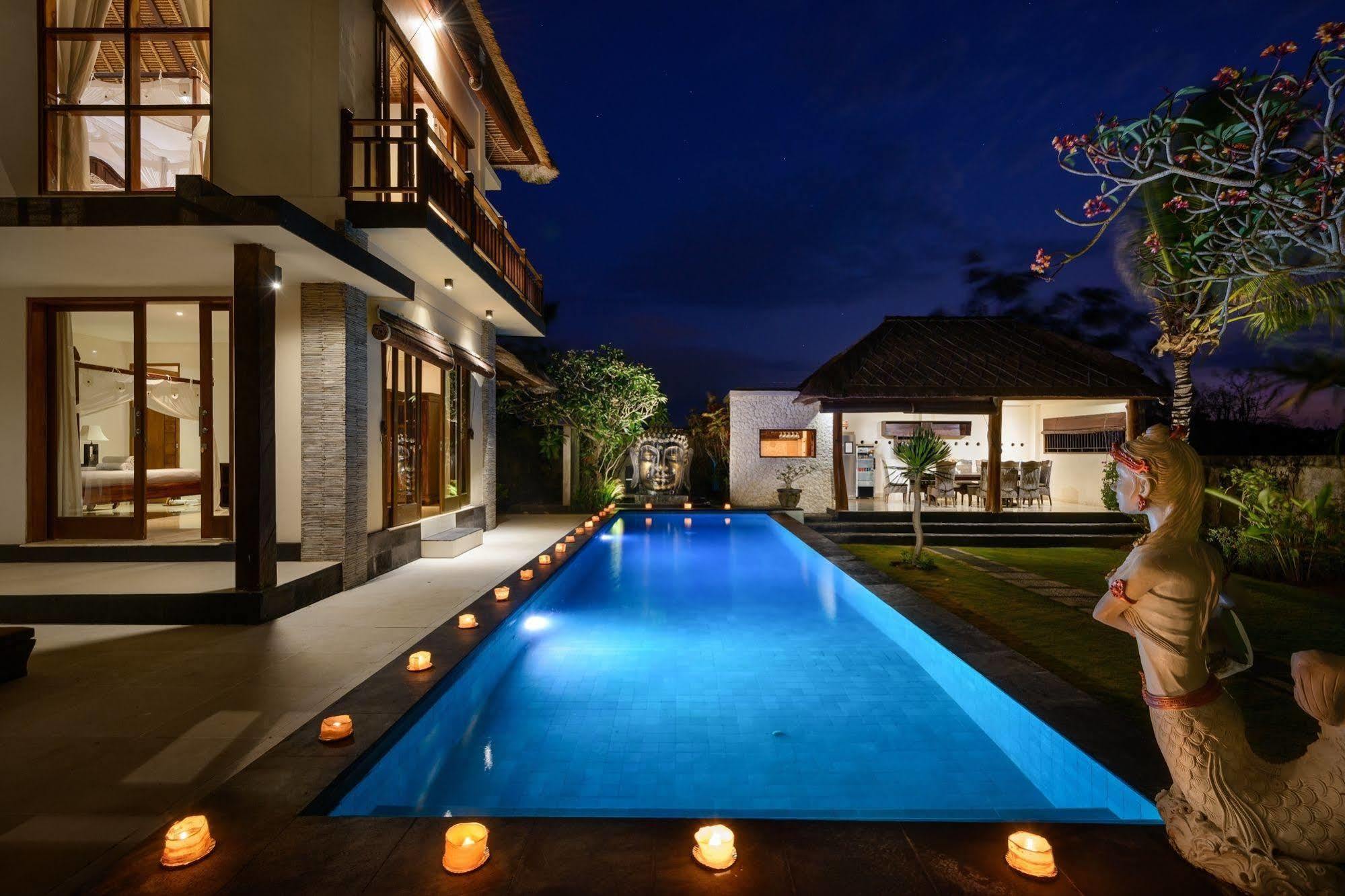 Adinda Balangan Beach Villa Джимбаран Экстерьер фото